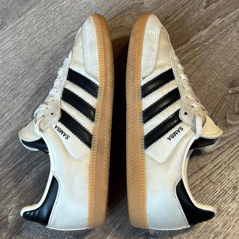 Adidas Samba OG White Satin Gum Sole Leather Suede Sneakers JQ3644 Y5 Women 6 - Picture 2 of 8
